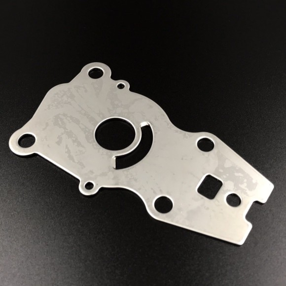 Пластина помпы Yamaha 66T-44323-00