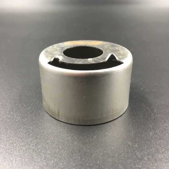 Стакан помпы охлаждения Yamaha E5D-E8D (Omax)