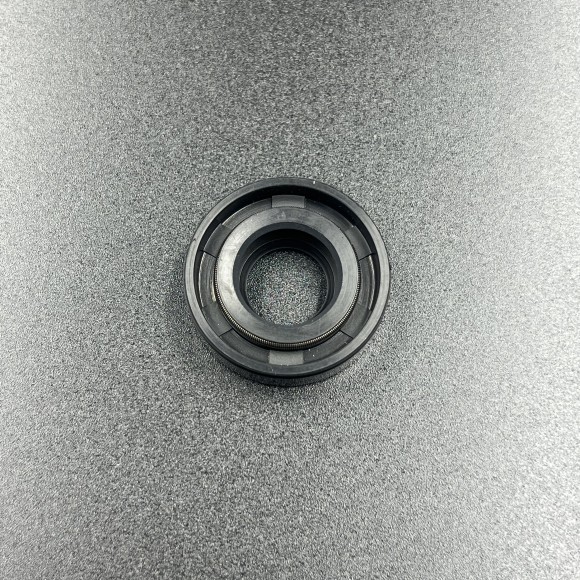 Сальник Suzuki (09289-17004) (17x30x9) (PREMARINE) Сальник Suzuki (09289-17004) (17x30x9) (PREMARINE)