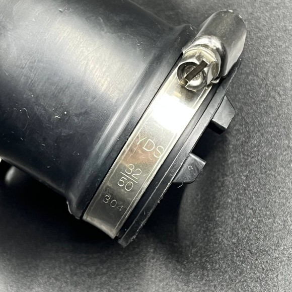 Впускной патрубок BRP (04 г.в) (420867100) (KINETIX)