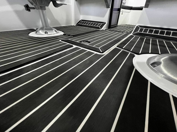 Комплект палубного покрытия для Феникс 600HT, тик черный, с обкладкой, Marine Rocket Комплект палубного покрытия для Феникс 600HT, тик черный, с обкладкой, Marine Rocket