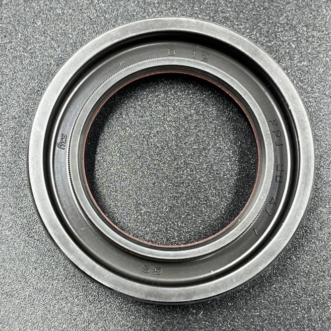 Сальник коленвала Yamaha 93102-30M05