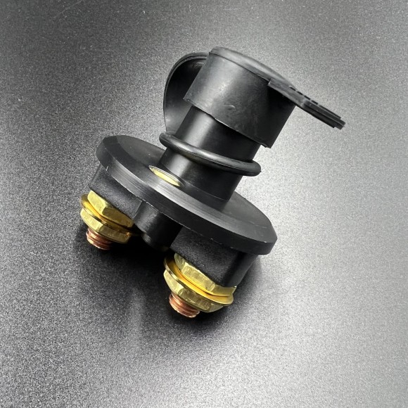 Выключатель массы "ON-OFF" с ключом (Omax) Выключатель массы "ON-OFF" с ключом (Omax)