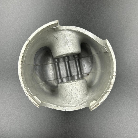 Поршень Yamaha 40 (STD) (KACAWA) Поршень Yamaha 40 (STD) (KACAWA)