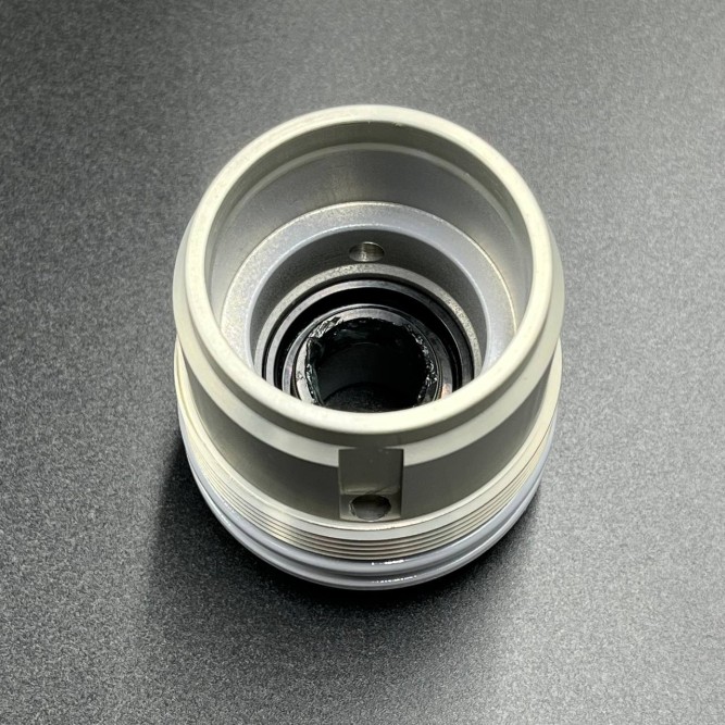 Корпус сальников Suzuki DT25-30, DF25-30 (Kacawa)