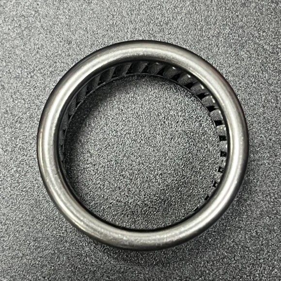 Подшипник игольчатый Yamaha 150-225, F150 (25x32x16) (Yamaha) Подшипник игольчатый Yamaha 150-225, F150 (25x32x16) (Yamaha)