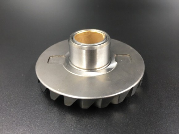 Шестерня переднего хода Tohatsu 25-30 (346-64010-0) (Osaka) Шестерня переднего хода Tohatsu 25-30 (346-64010-0) (Osaka)