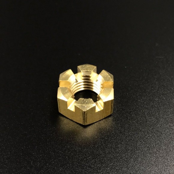 Гайка крепления гребного винта Tohatsu 9.9-30, MFS9.9-18 (Tohatsu) Гайка крепления гребного винта Tohatsu 9.9-30, MFS9.9-18 (Tohatsu)