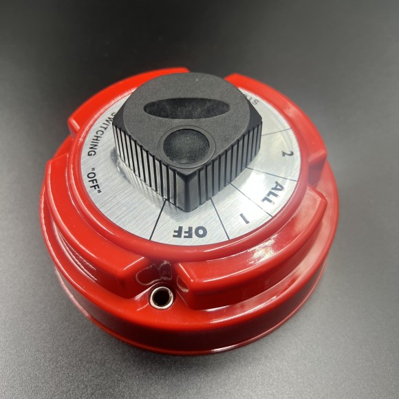 Выключатель массы "OFF-1-BOTH-2" (2 АКБ) (Omax) Выключатель массы "OFF-1-BOTH-2" (2 АКБ) (Omax)