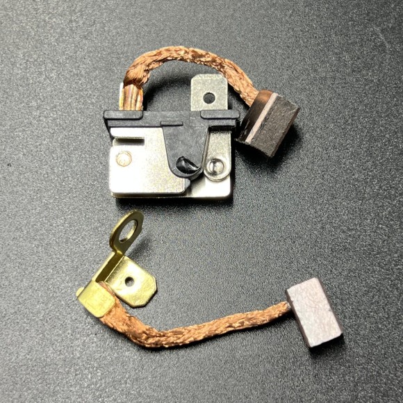 Щетки мотора гидроподъема Yamaha 55-90 (KACAWA)