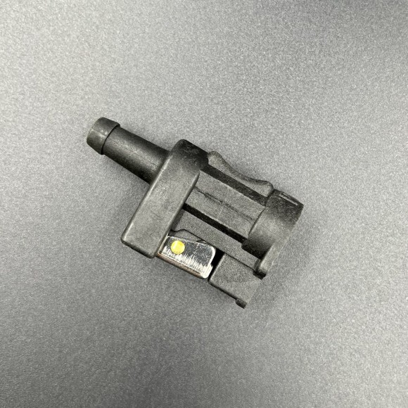 Коннектор топливный Yamaha 9.9-250, F6-350 (KACAWA)