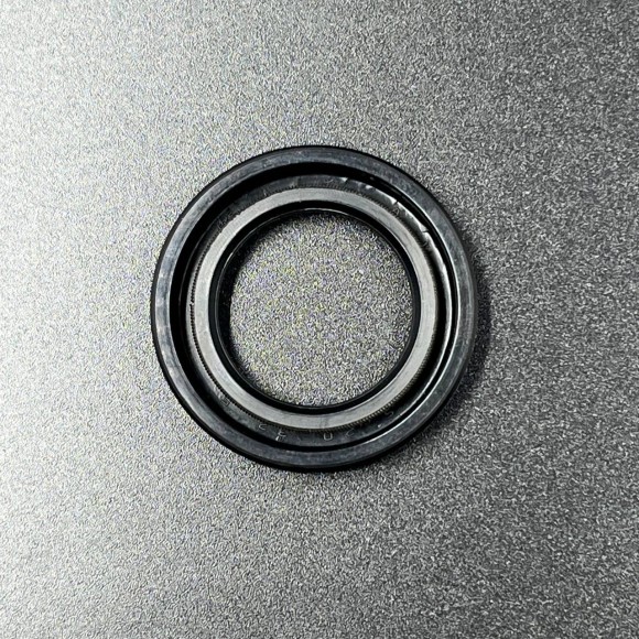 Сальник Suzuki (09282-20008) (20x32x5) (Suzuki)