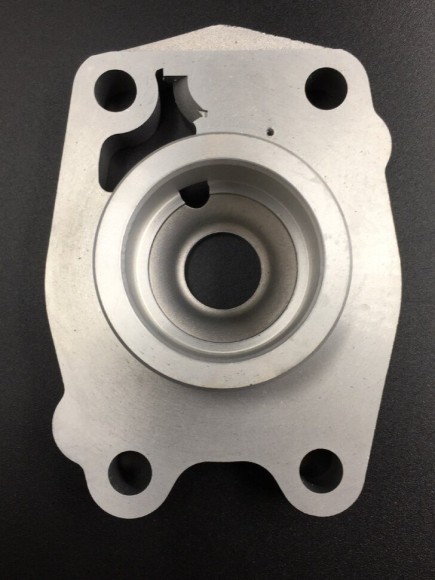 Основание помпы охлаждения Yamaha 40Q, 40J (Osaka) Основание помпы охлаждения Yamaha 40Q, 40J (Osaka)