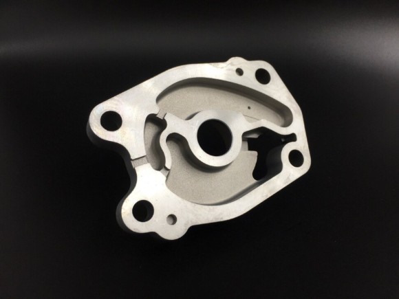 Основание помпы охлаждения Yamaha 40Q, 40J (Osaka) Основание помпы охлаждения Yamaha 40Q, 40J (Osaka)