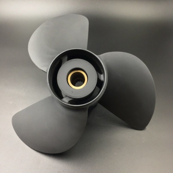 Гребной винт Suzuki DT75-DT140, DF60-DF70 (3x13-1/2x15) (Polastorm) Гребной винт Suzuki DT75-DT140, DF60-DF70 (3x13-1/2x15) (Polastorm)