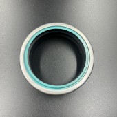 Сальник гребного вала Mercruiser (Omax) Сальник гребного вала Mercruiser (Omax)