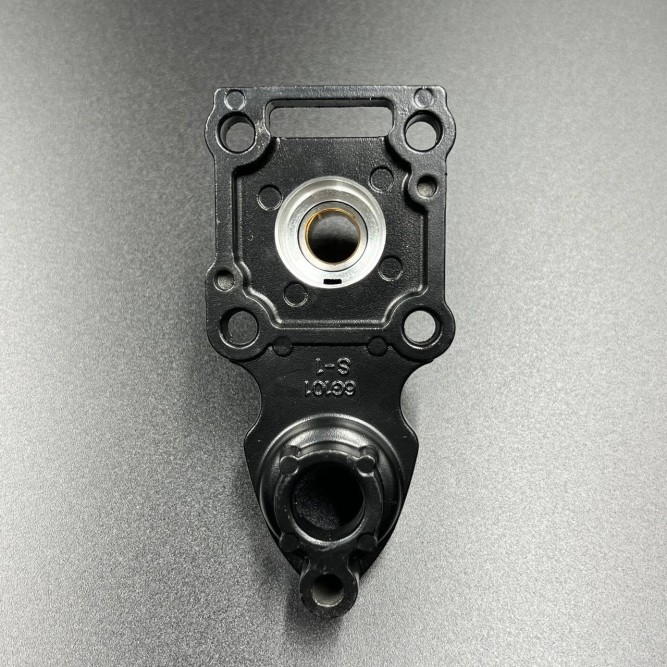 Основание помпы охлаждения Yamaha 6-8 (WUHU)