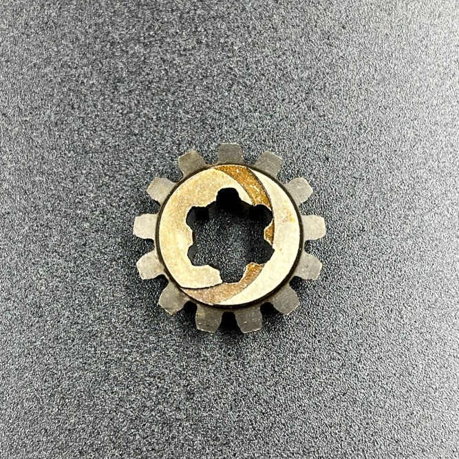 Шестерня вертикального вала (Пиньон) Yamaha 2 (646-45551-00) (PREMARINE)