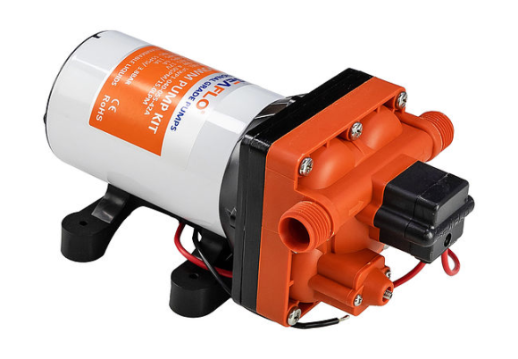 Комплект помывочный SeaFlo, 12 В, 15 л/мин, 55 PSI (3.8 бар) Комплект помывочный SeaFlo, 12 В, 15 л/мин, 55 PSI (3.8 бар)