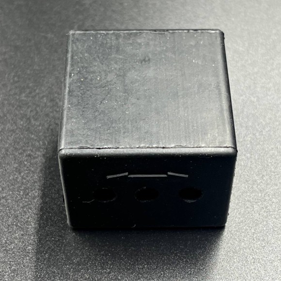 Подушка крепления двигателя боковая Yamaha 25-30 (YUELANG)