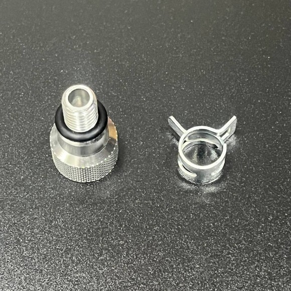 Насос ручной для замены масла в редукторе Yamaha/Suzuki/Tohatsu Насос ручной для замены масла в редукторе Yamaha/Suzuki/Tohatsu