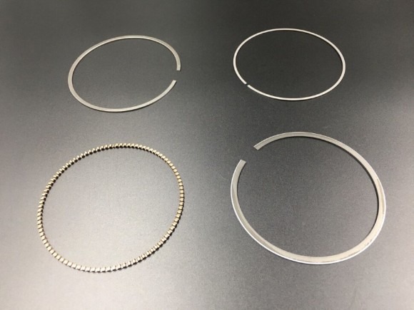 Кольца поршневые, комплект на один поршень Suzuki DF150-175, DF150-200(A) (STD) (Suzuki) Кольца поршневые, комплект на один поршень Suzuki DF150-175, DF150-200(A) (STD) (Suzuki)