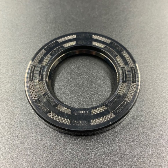 Сальник Suzuki (09282-30007) (30x50x6) (Suzuki)