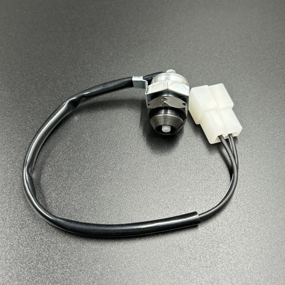 Кнопка аварийного выключения двигателя Yamaha Vk540 (8H8-82550-01) (KINETIX) Кнопка аварийного выключения двигателя Yamaha Vk540 (8H8-82550-01) (KINETIX)