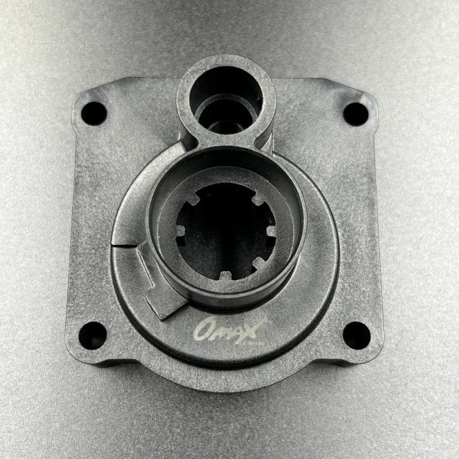 Корпус помпы охлаждения Yamaha 25-30, F20-25 (Omax)