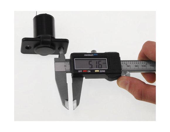 Разъем прикуривателя со штекером 12 В Разъем прикуривателя со штекером 12 В