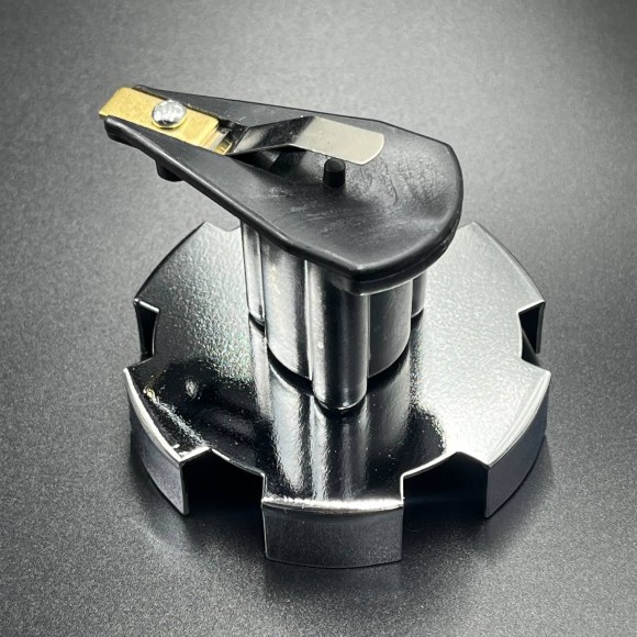 Комплект высоковольтных проводов с крышкой трамблера Mercruiser (JSP) Комплект высоковольтных проводов с крышкой трамблера Mercruiser (JSP)