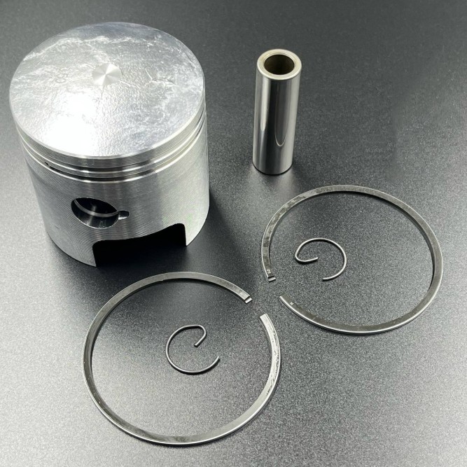 Поршневой комплект Suzuki DT25-30 (0.50mm) (12110-96353-0.50) (KACAWA)