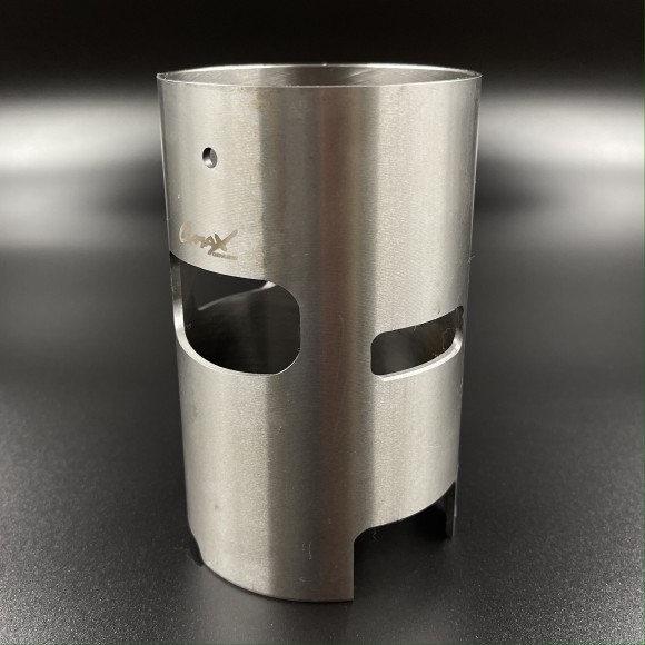 Гильза цилиндра Yamaha 55 (Omax) Гильза цилиндра Yamaha 55 (Omax)