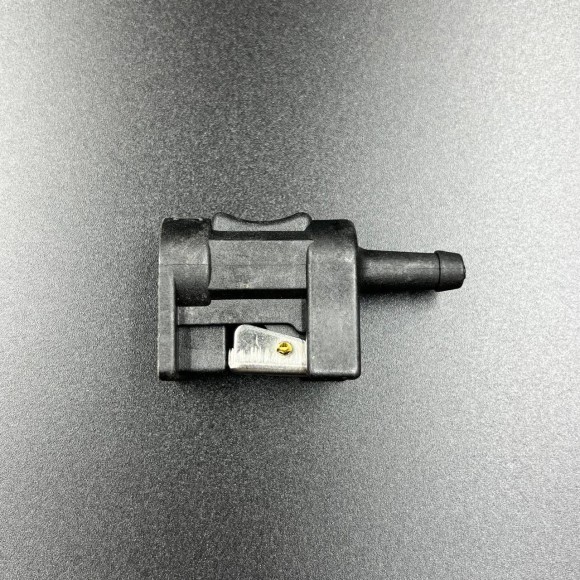 Коннектор топливный Yamaha 2-175, F4-100 (Omax) Коннектор топливный Yamaha 2-175, F4-100 (Omax)