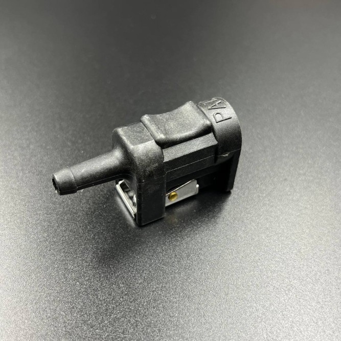 Коннектор топливный Yamaha 2-175, F4-100 (Omax)