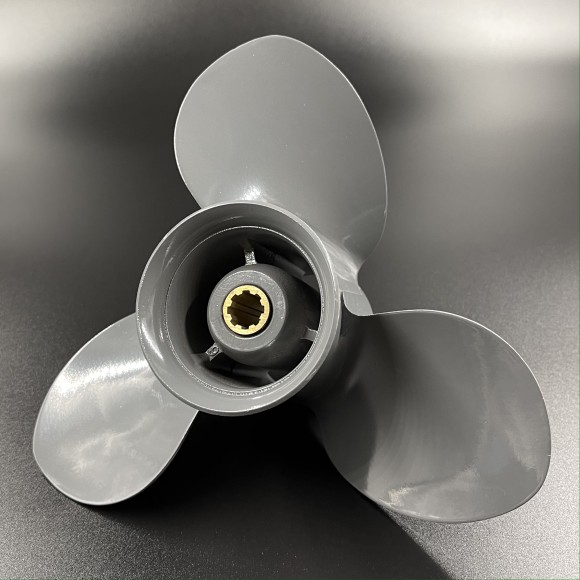 Гребной винт Honda BF8-BF15, BF20D (3x9-1/4x9) Гребной винт Honda BF8-BF15, BF20D (3x9-1/4x9)