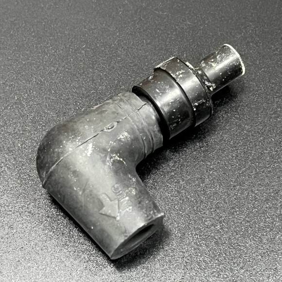 Свечной колпачок Yamaha SX500, VT500/700, VX600/700 (Yamaha)