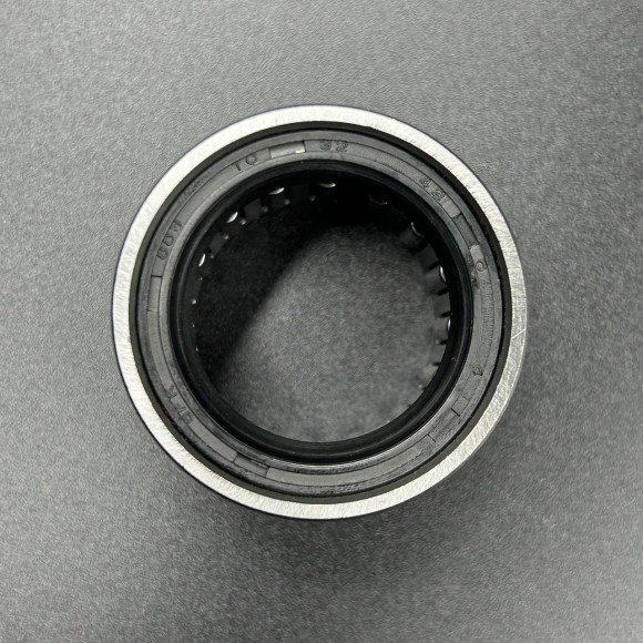 Подшипник роликовый Tohatsu 40-50 (32x47x38.4) (93311-632U1) (Omax)