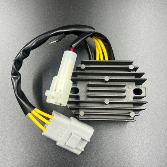 Выпрямитель-регулятор Tohatsu F25-F30 (3AC-76065-1) (JSP) Выпрямитель-регулятор Tohatsu F25-F30 (3AC-76065-1) (JSP)