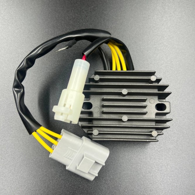 Выпрямитель-регулятор Tohatsu F25-F30 (3AC-76065-1) (JSP)