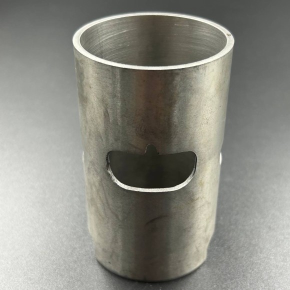 Гильза цилиндра Tohatsu 9,9-15 STD (55 мм)(PREMARINE) Гильза цилиндра Tohatsu 9,9-15 STD (55 мм)(PREMARINE)