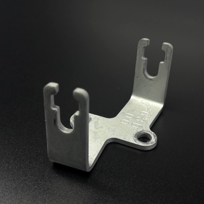 Кронштейн румпель Yamaha 63D485311000