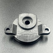 Корпус сальника тяги переключения скорости Yamaha 60-90, F40-100 (PREMARINE) Корпус сальника тяги переключения скорости Yamaha 60-90, F40-100 (PREMARINE)