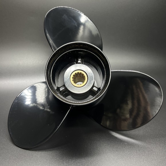Гребной винт Johnson/Evinrude 20-35 (3x10-1/4x10) (Polastorm) Гребной винт Johnson/Evinrude 20-35 (3x10-1/4x10) (Polastorm)