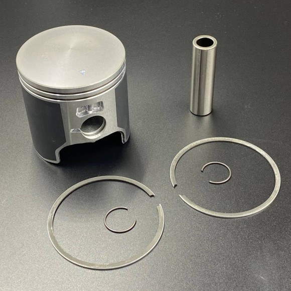 Поршневой комплект Polaris 550 (T-Molly) (3089485) (+0.50mm) (Sinera) Поршневой комплект Polaris 550 (T-Molly) (3089485) (+0.50mm) (Sinera)