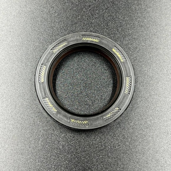 Сальник коленвала верх Yamaha 40X (93102-35M58; 93102-35M18) (35x50x7) (Yamaha)