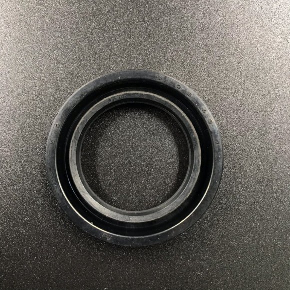 Сальник редуктора Yamaha 93101-28M16