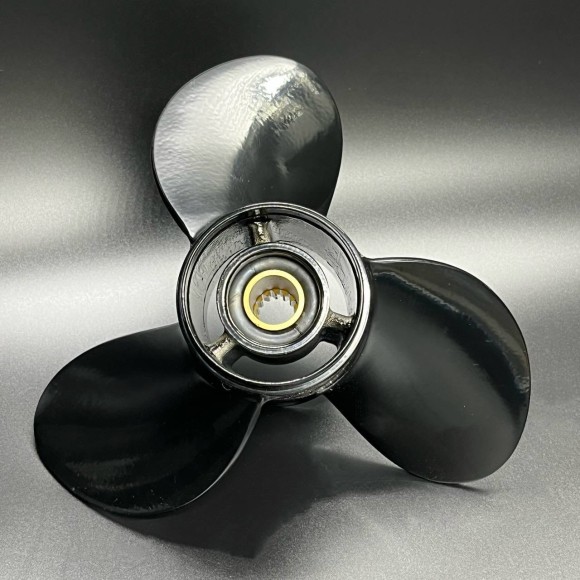 Гребной винт Johnson/Evinrude 20-35 (3x10-1/4x13) (Polastorm) Гребной винт Johnson/Evinrude 20-35 (3x10-1/4x13) (Polastorm)