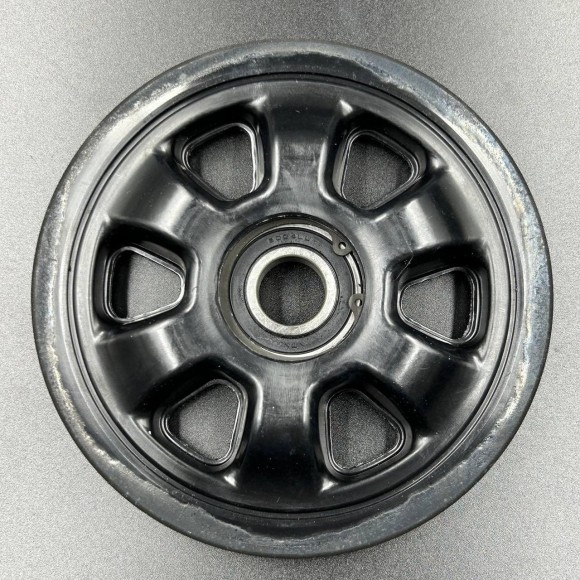 Ролик трака Yamaha(средний)VK Professional/Venture TF/VK540 (с 2013 г.) (Yamaha) Ролик трака Yamaha(средний)VK Professional/Venture TF/VK540 (с 2013 г.) (Yamaha)