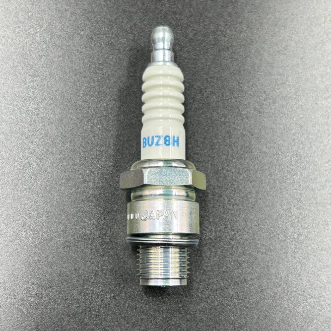 Свеча зажигания NGK BUZ8H (Quicksilver)